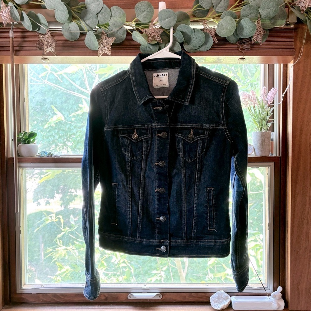 Old Navy Dark Denim Blue Jean Jacket Womens Size Small Layering Essential Casual